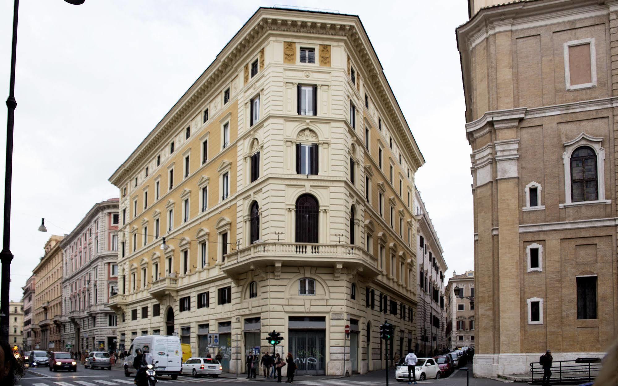 Inn Rome Rooms & Suites Luaran gambar