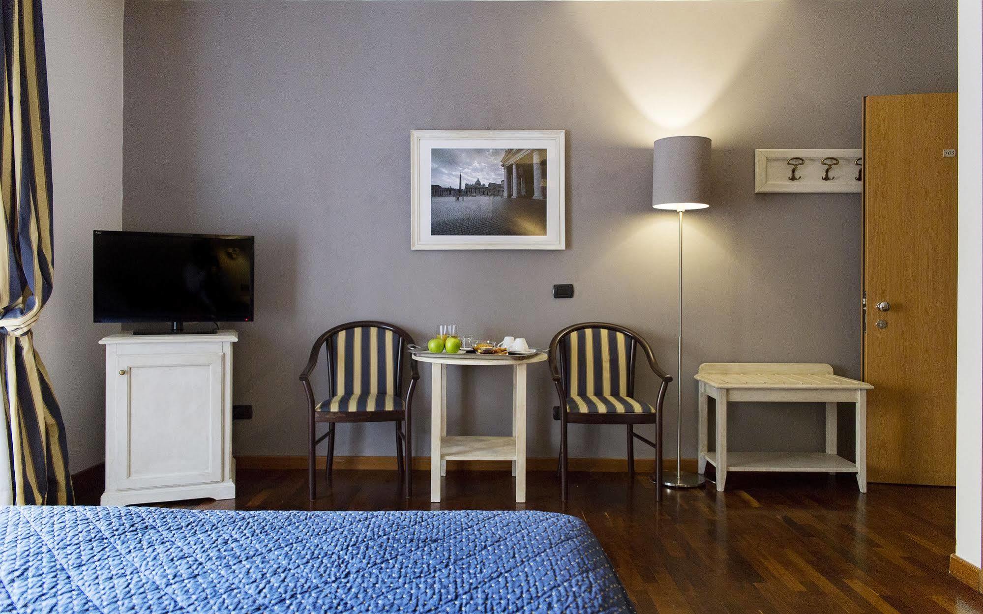 Inn Rome Rooms & Suites Luaran gambar