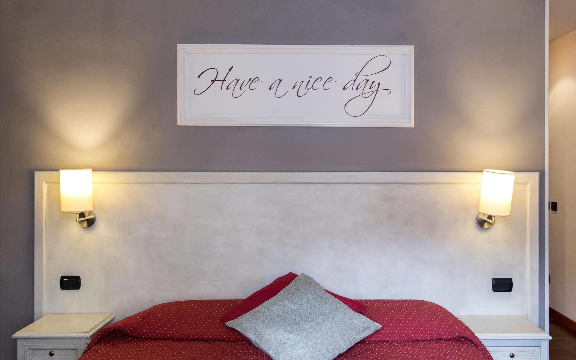 Inn Rome Rooms & Suites Luaran gambar